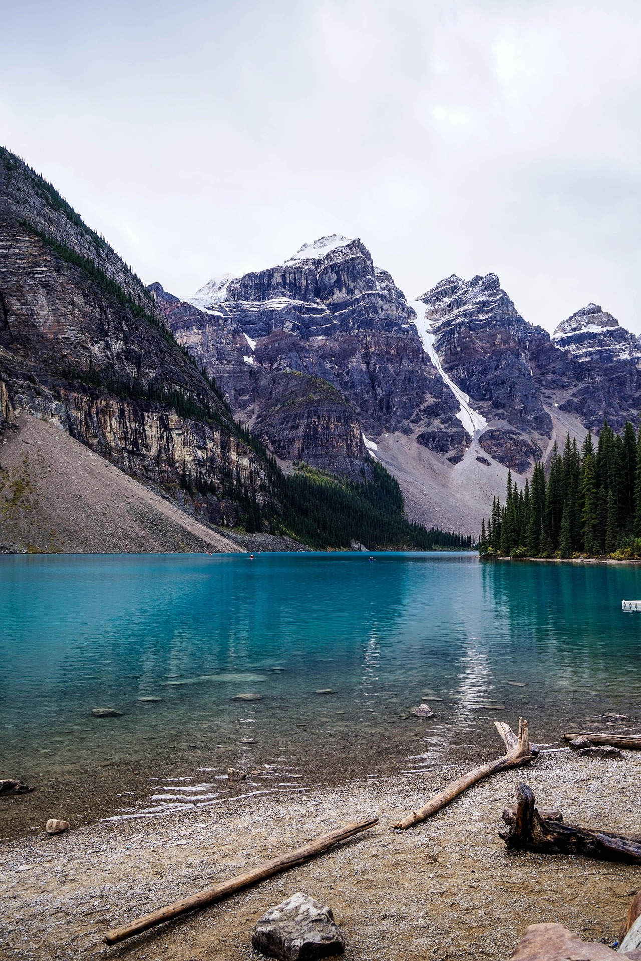 mountains-4517924_1920